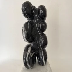 Espidesign by Paola Speranza Scultura Abbracci in Marmo Nero Venato su Base Bianca di Piero Speranza