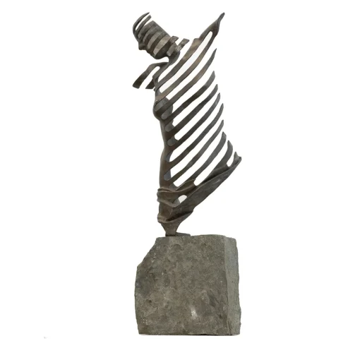 Stella Battaglia Scultura al chiaro di luna