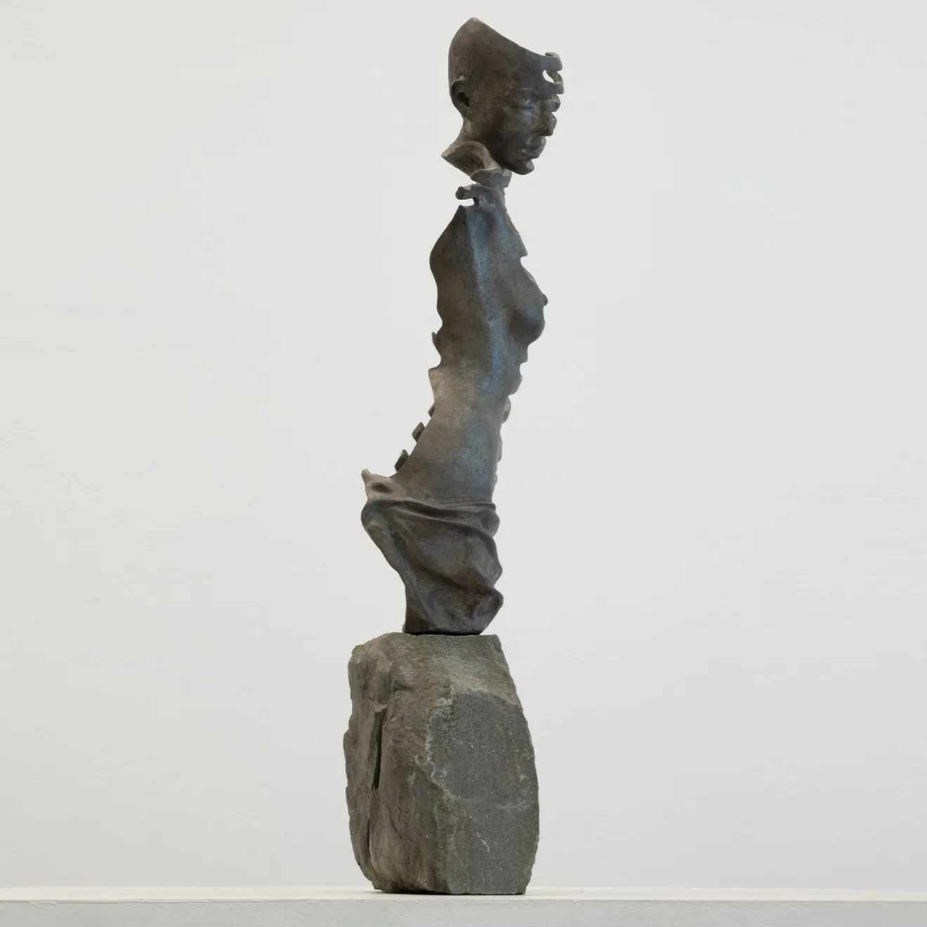 Stella Battaglia Scultura al chiaro di luna