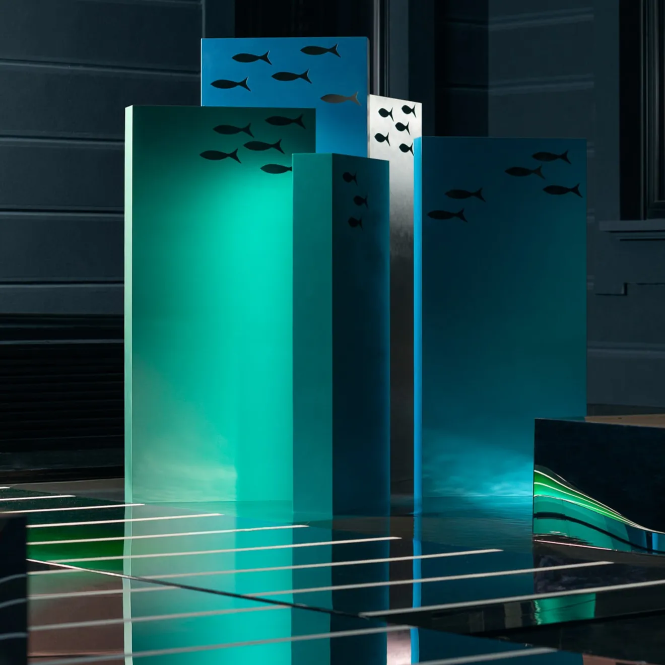 Anna Paola Cibin Scultura blu di Bosco D'Acqua alta 180 cm