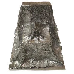 Franco Raggi Scultura Casa Seduta Coperta