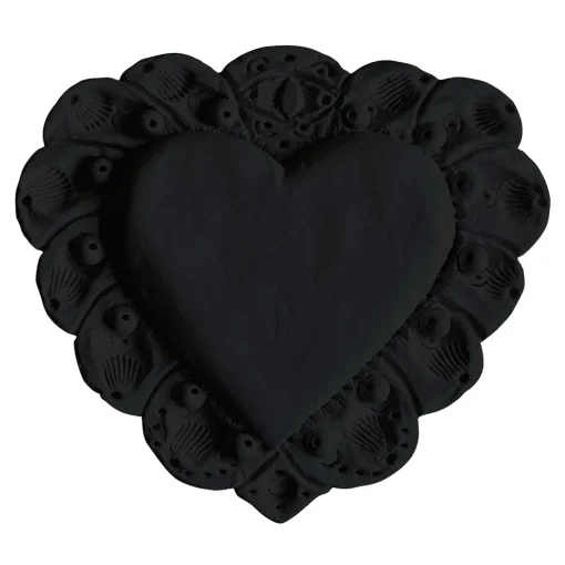 Amelia Corvino Scultura Da Parete Milagros Cuore Sacro In Gesso Nero