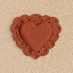 Amelia Corvino Scultura Da Parete Milagros Cuore Sacro In Gesso Terracotta