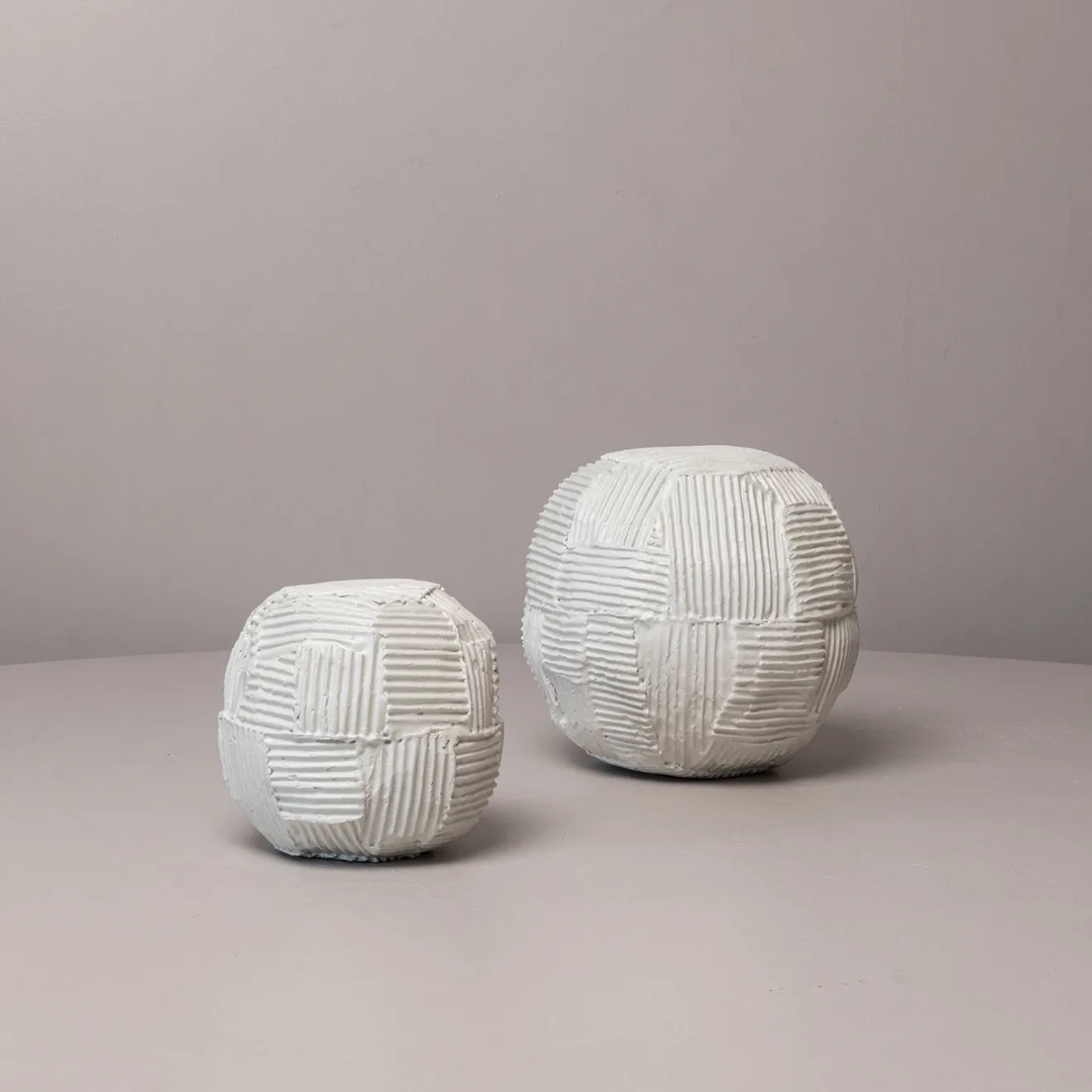 Paola Paronetto Scultura Decorativa Sfero Cartoccio Bianca