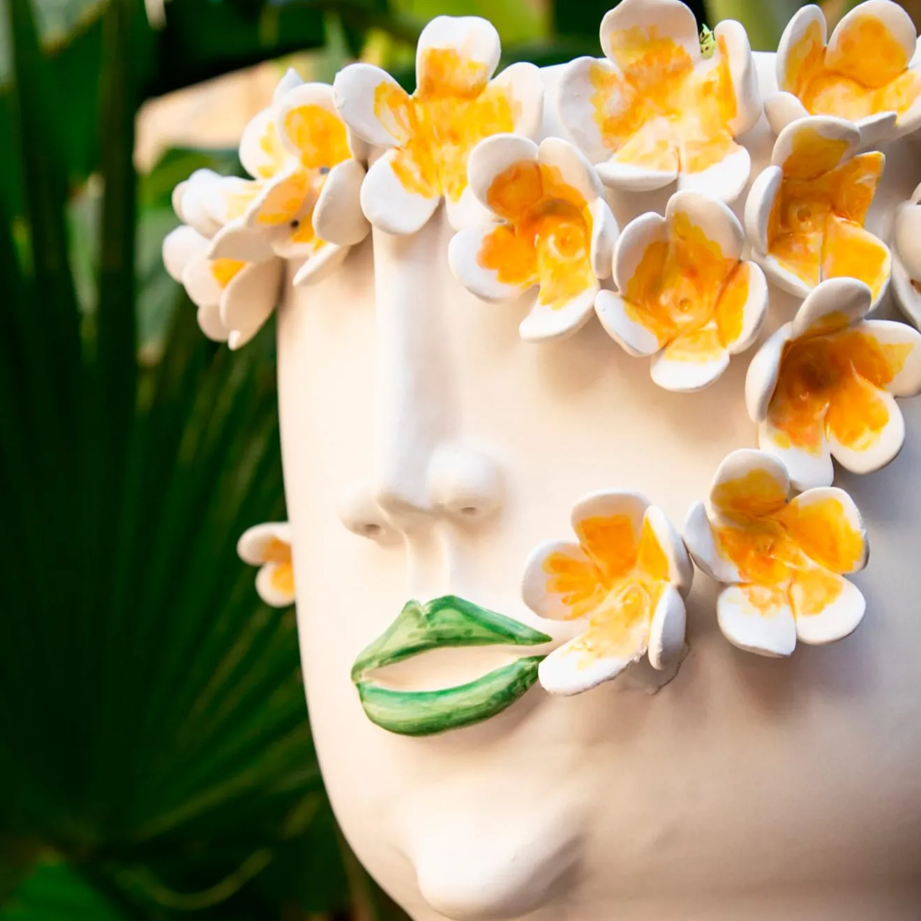 Patrizia Italiano Scultura di Frangipani