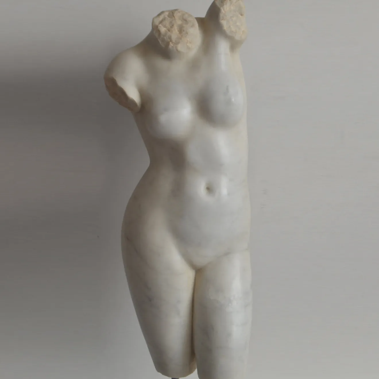 Todini Sculture Scultura di torso femminile