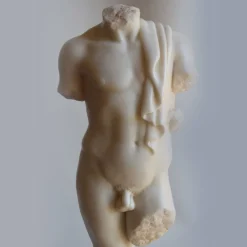 Todini Sculture Scultura di torso maschile drappeggiato
