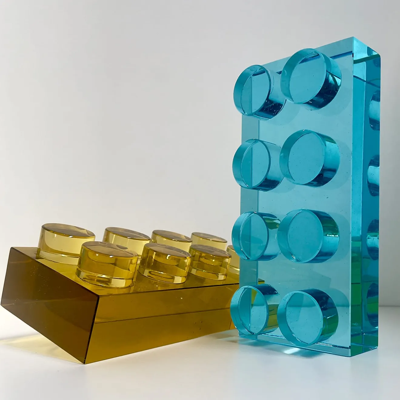 Ghirò Studio Scultura in cristallo giallo Brick realizzata a mano