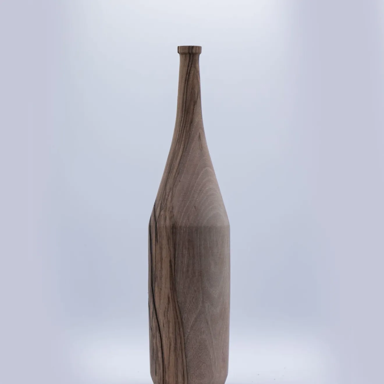Andrea Celestino Scultura in legno Bottiglia