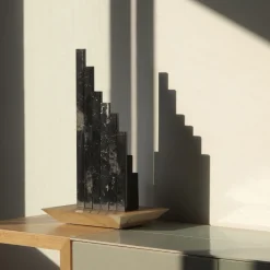 Ennio Nonni Scultura in marmo Grattacielo Nero