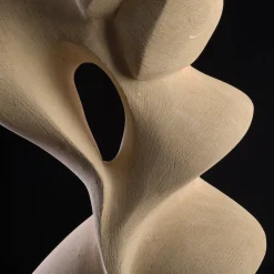 Creazioni di Andrea Serra Scultura in pietra leccese Con Te