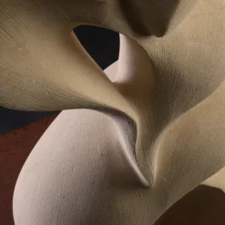 Creazioni di Andrea Serra Scultura in pietra leccese Con Te