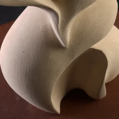 Creazioni di Andrea Serra Scultura in pietra leccese Con Te