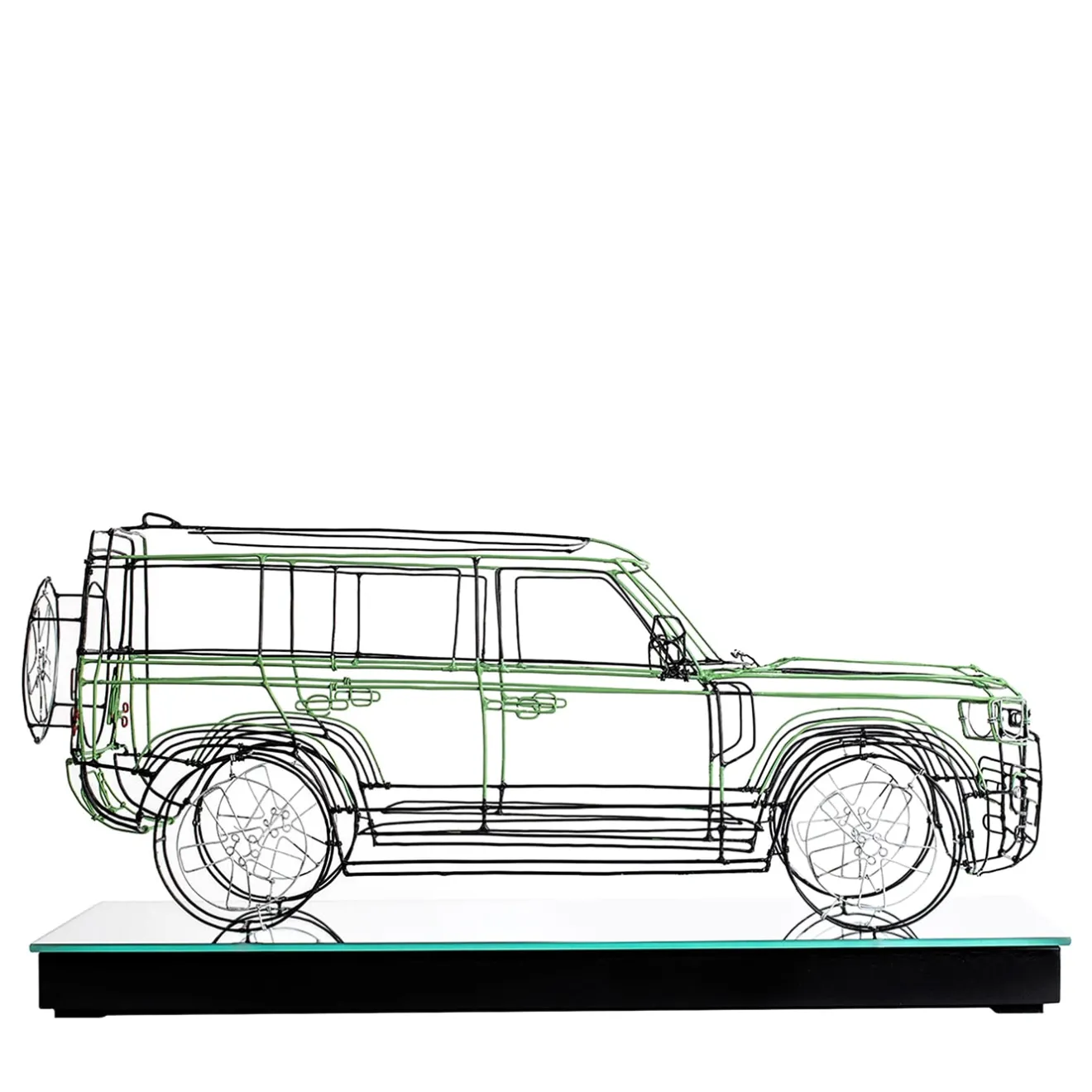 Profilo Scultura Land Rover in filo metallico