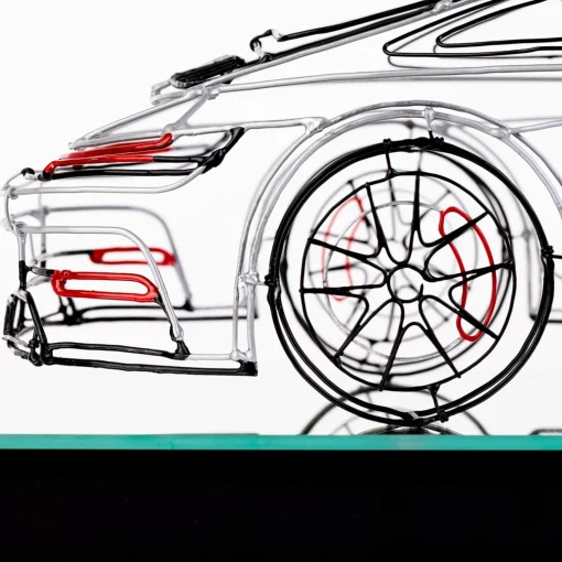 Profilo Scultura Porsche in filo metallico