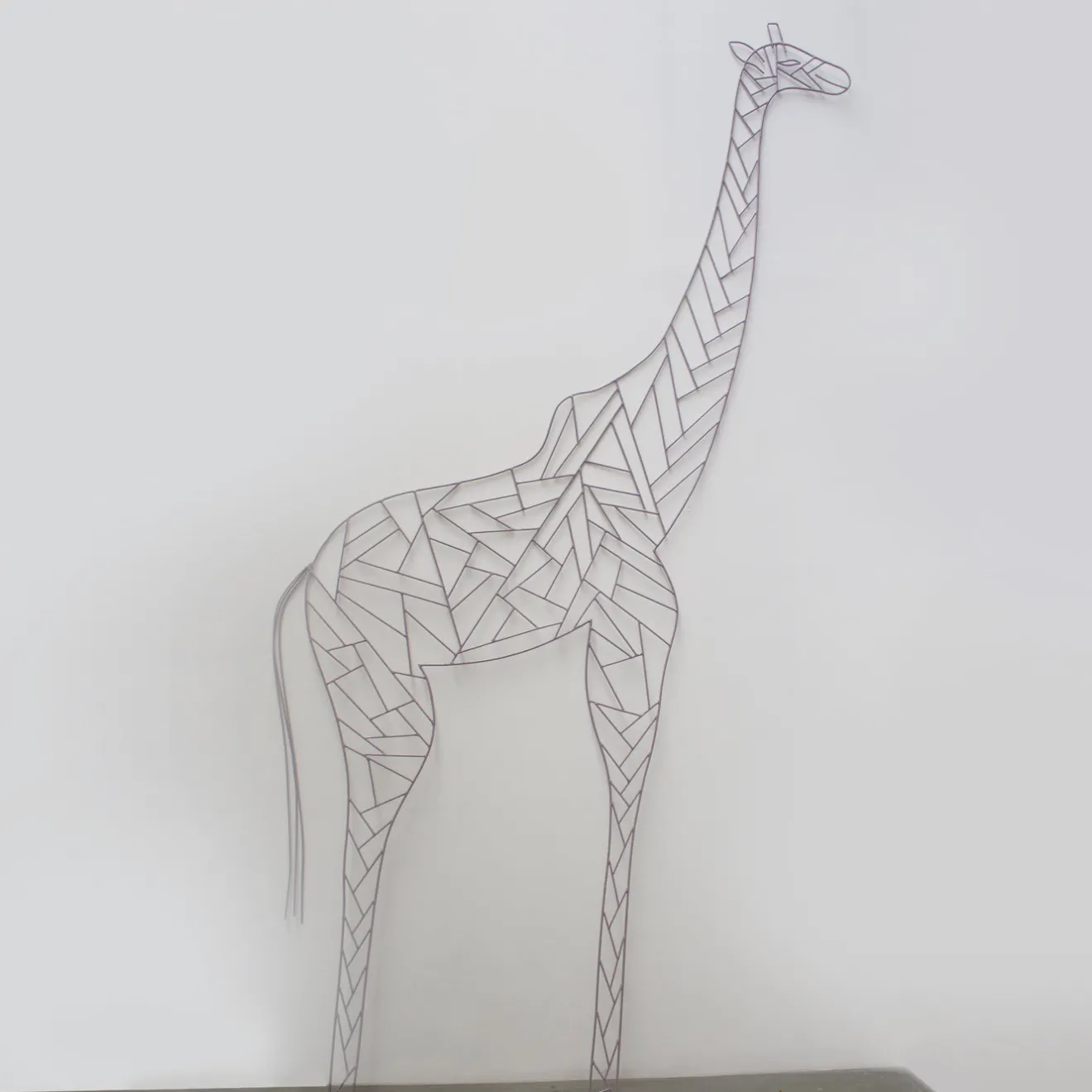 Antonino Sciortino Scultura rosa Uffa La Raffa