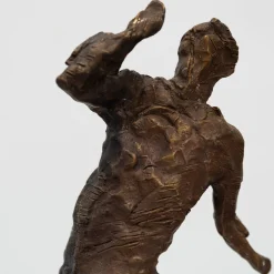 Stella Battaglia Scultura Runner