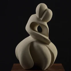 Creazioni di Andrea Serra Scultura Rush of Passion in pietra Leccese