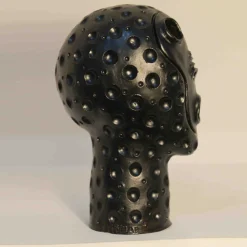 Freaklab Scultura testa di scimmia nera