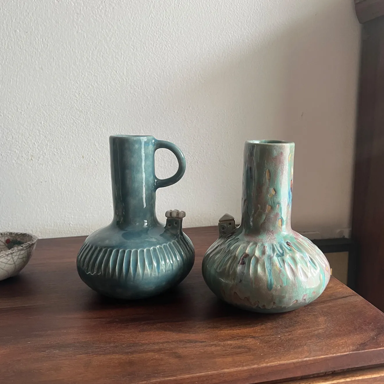 Metakeramos Set di 2 Anfore Eco Abitato in Ceramica Azzurra della Collezione Micromondo