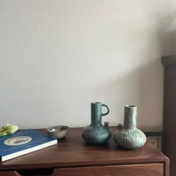 Metakeramos Set di 2 Anfore Eco Abitato in Ceramica Azzurra della Collezione Micromondo