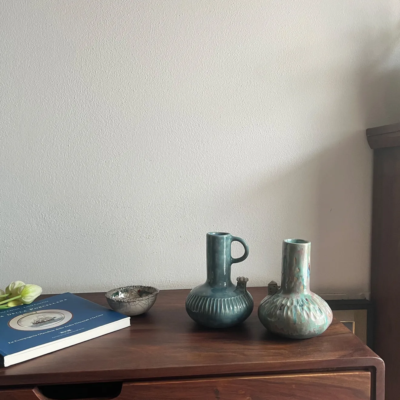 Metakeramos Set di 2 Anfore Eco Abitato in Ceramica Azzurra della Collezione Micromondo