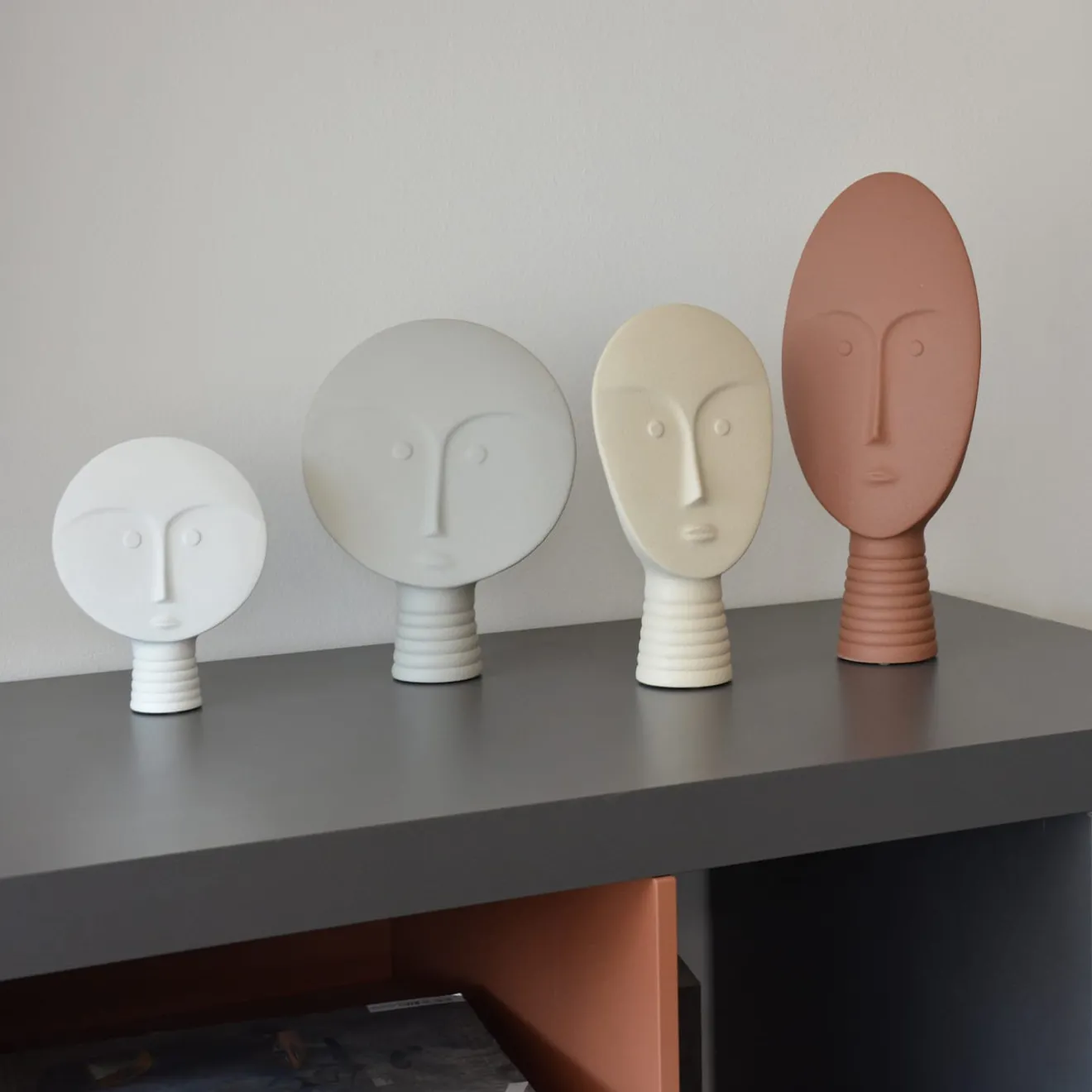 Lineasette Set di 4 maschere decorative bianche e marroni