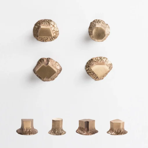 NIVA Design Set di 4 pomelli in ottone per porte Solido #2 di Nicole Valenti