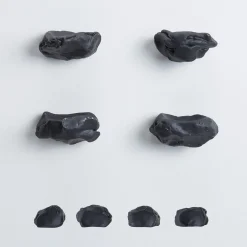 NIVA Design Set di 4 pomelli neri per porte Impronta #3 di Nicole Valenti