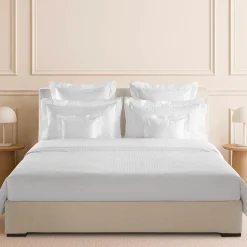 Biancoperla Set lenzuola Komodo in raso di cotone jacquard bianco