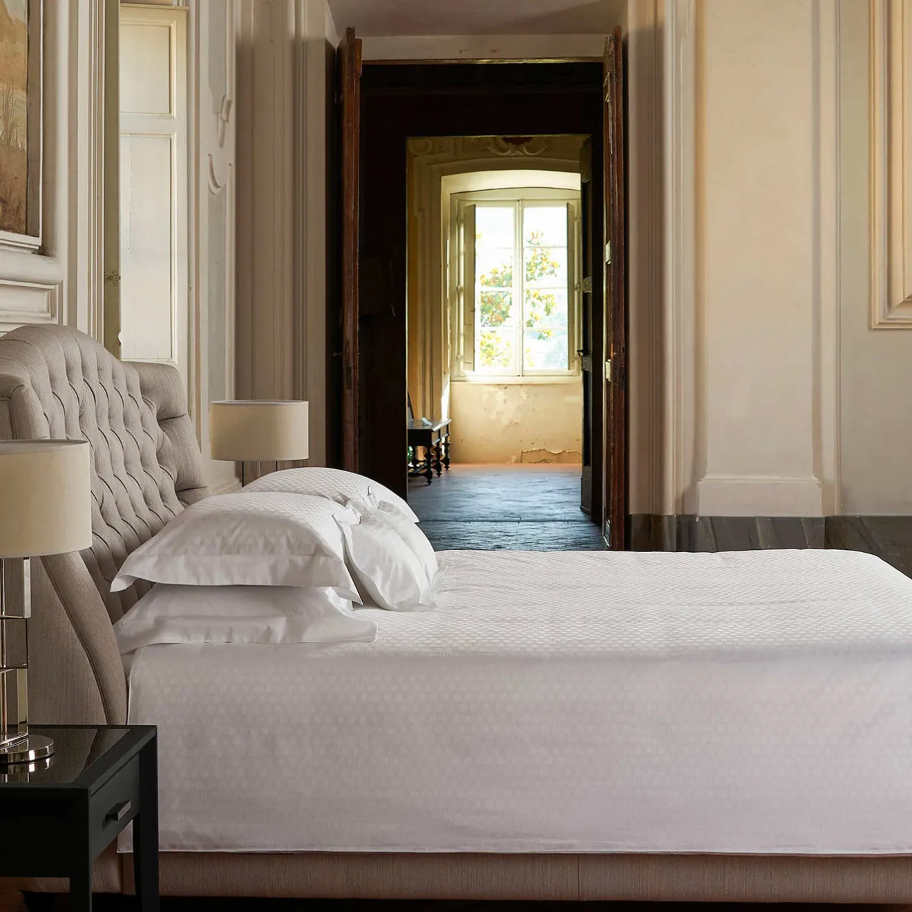 Biancoperla Set lenzuola Komodo in raso di cotone jacquard bianco