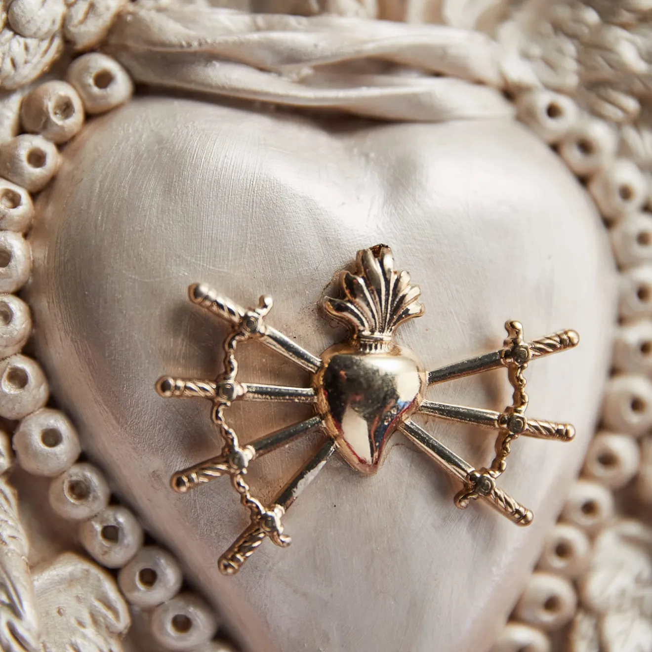 Cuore di Argilla SPADE SACRE CUORE IN CERAMICA BIANCA