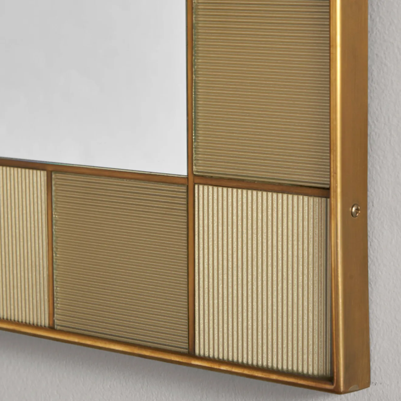 Matlight Milano Specchio da parete in vetro e ottone satinato