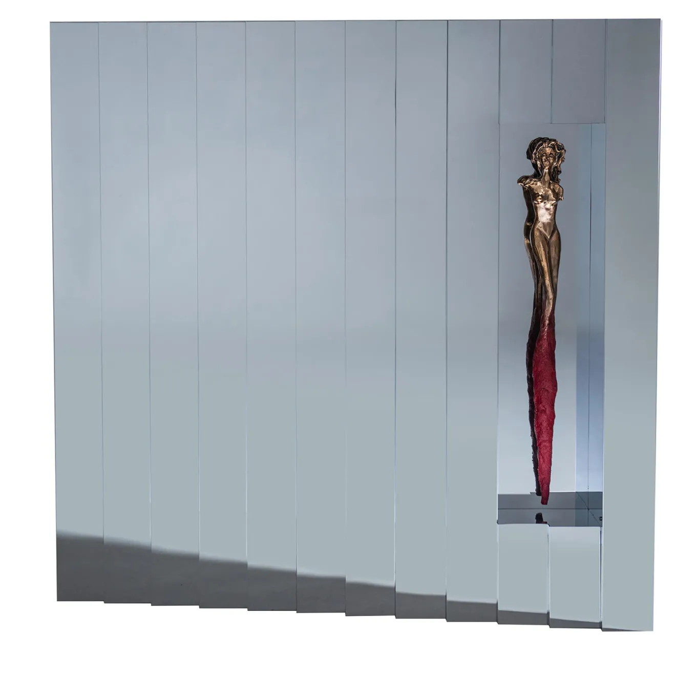 Arte Nel Design Specchio da parete Mirage con scultura in bronzo e acciaio argento