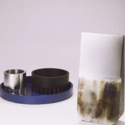 Rampinelli Edizioni Specchio da tavolo Ossimoro di Filippo Protasoni