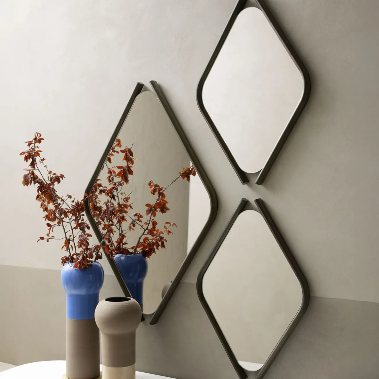 Morica Design Specchio medio Wood Eye con cornice in rovere massiccio