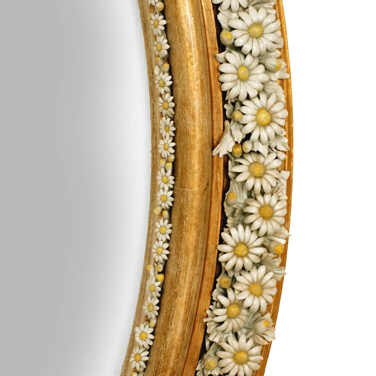 Caiafa Specchio Ovale con Margherite in Porcellana di Capodimonte e Foglia d'Oro Applicata a Mano