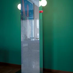 Glas Italia Specchio Totem Shibam 2 di Ettore Sottsass