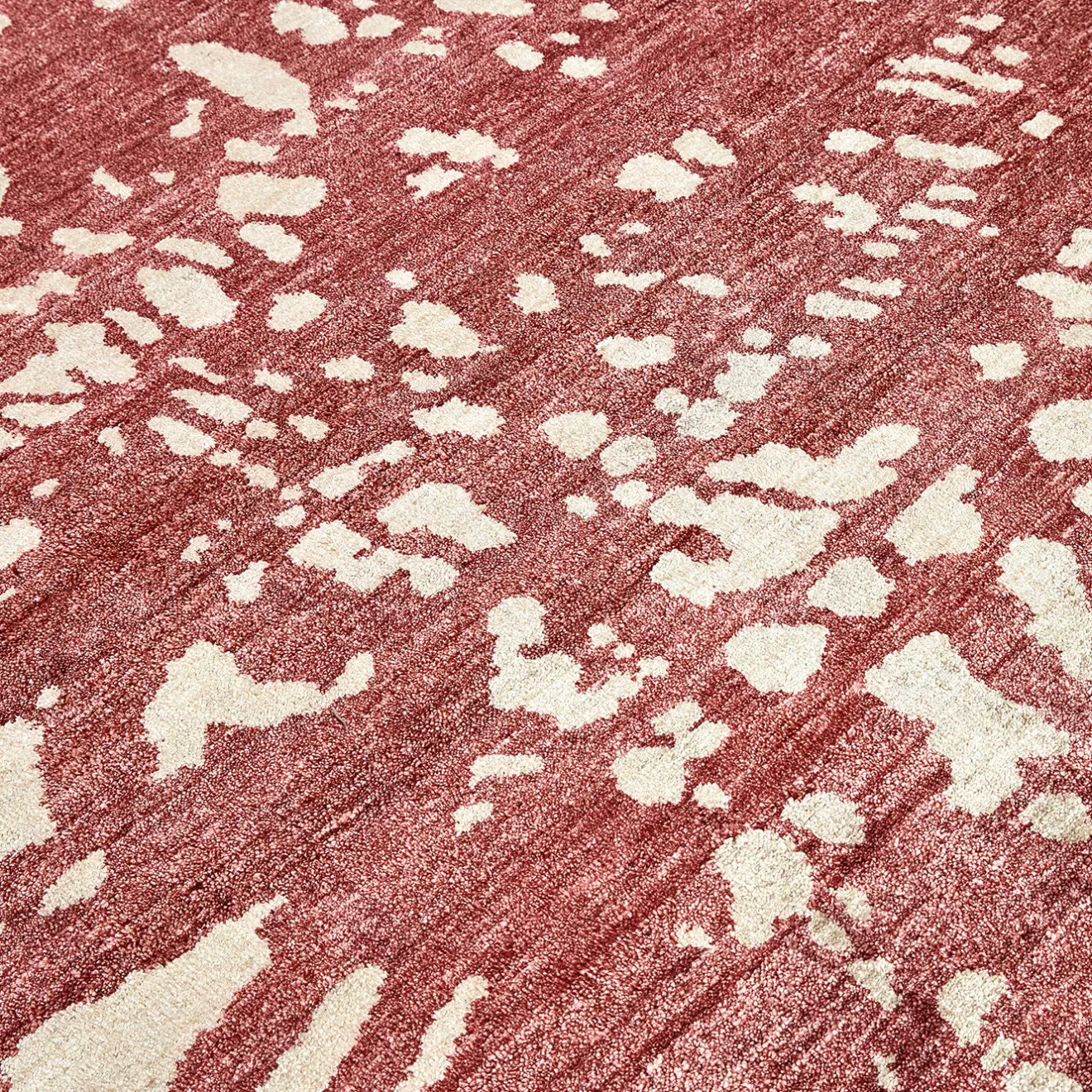 Nodus Tappeto artigianale in seta di bambù rosso e bianco Mars