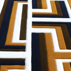 Carpet Edition Tappeto Castelbarco geometrico in lana della Nuova Zelanda marrone/nero/bianco