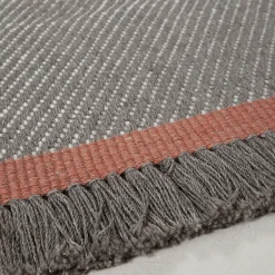 Amini Tappeto Sesamo Taupe in PET riciclato In&Outdoor di Carlotta Fortuna #2