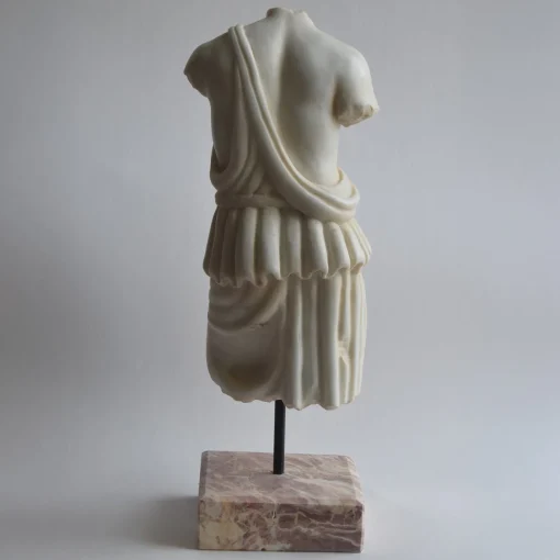 Todini Sculture Torso Femminile con Tunica Scultura in Marmo di Carrara con base