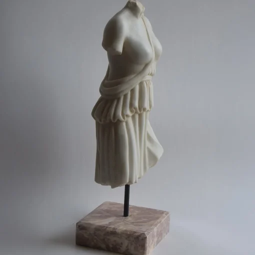 Todini Sculture Torso Femminile con Tunica Scultura in Marmo di Carrara con base