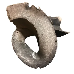 Giovanna La Falce Vasi Cantiere Abbraccio Scultura