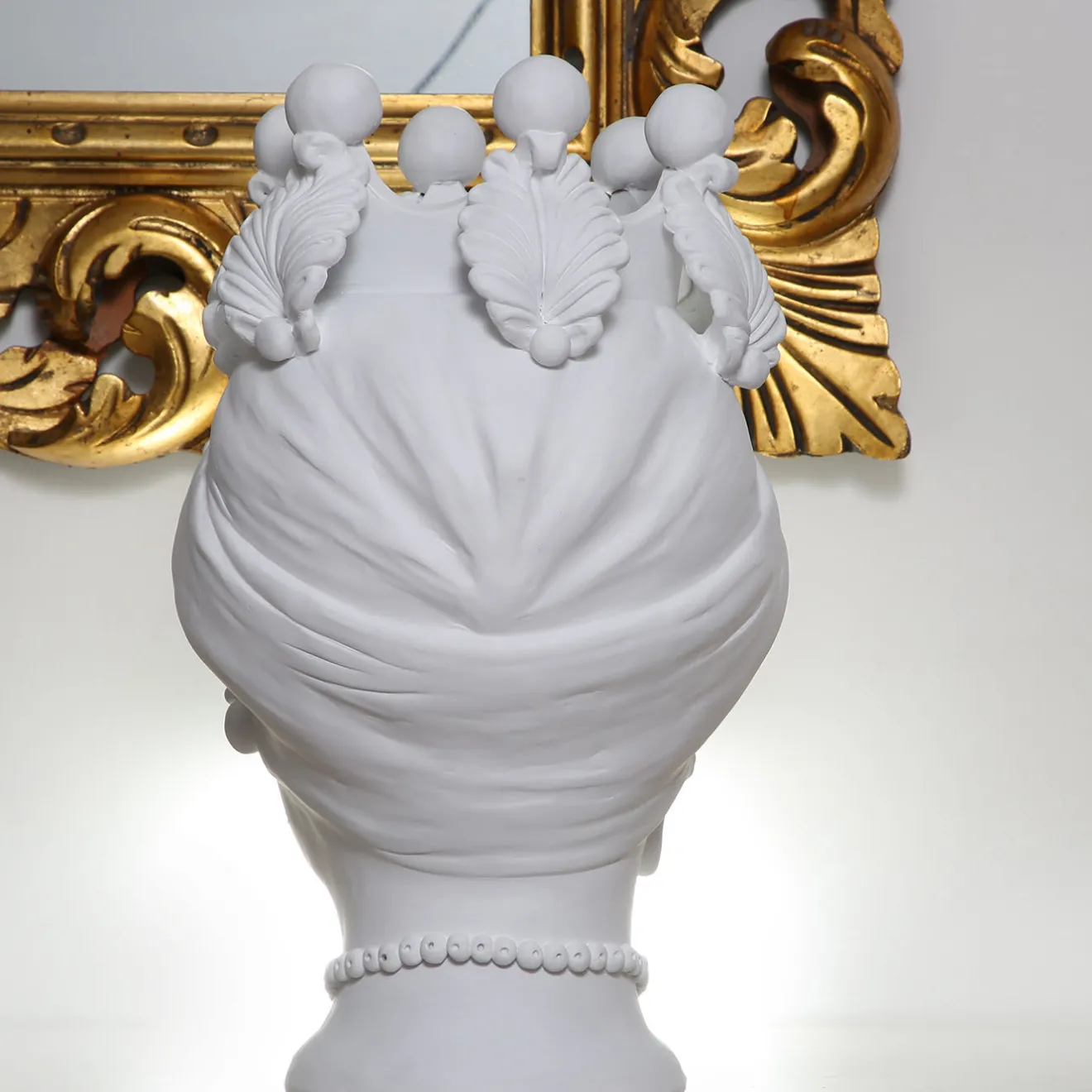 Stefania Boemi Vaso Ade