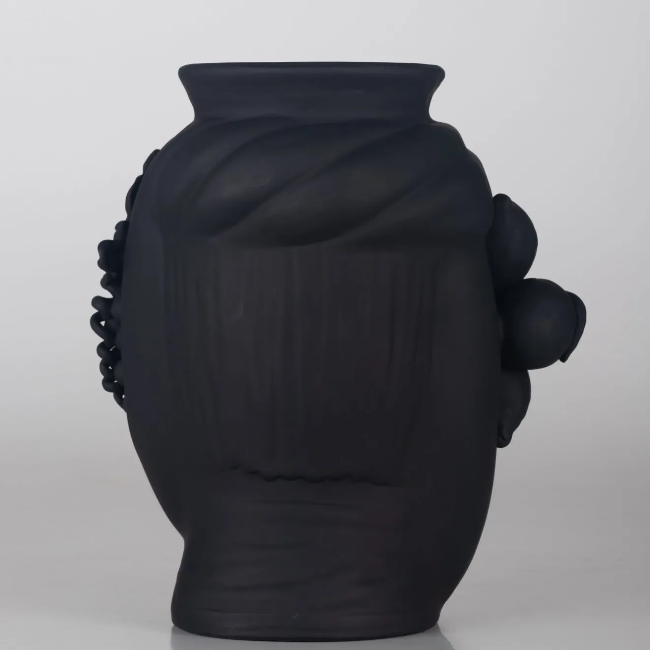 Stefania Boemi Vaso Cecì nero