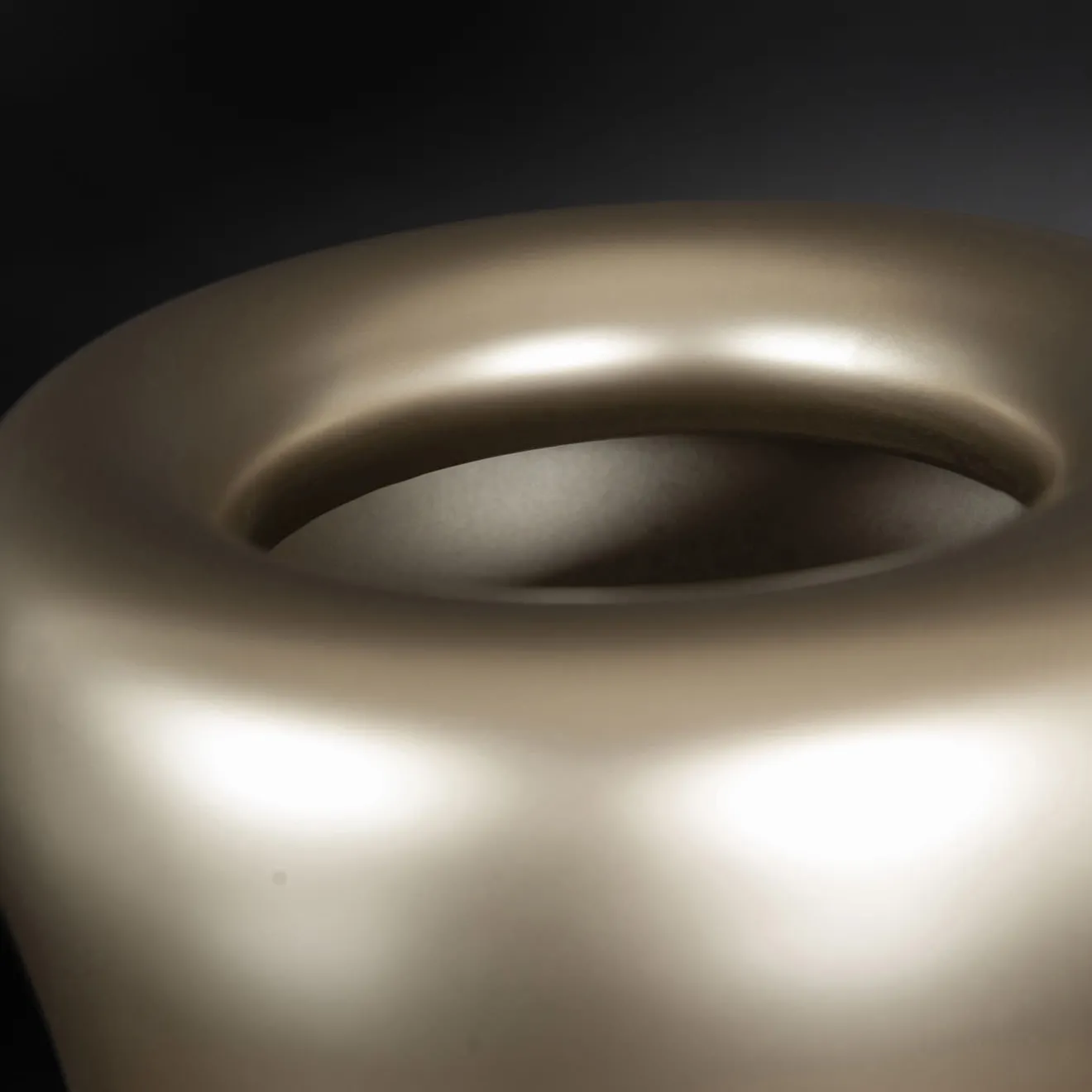 VGnewtrend Vaso decorativo Bean Satin Beige #2