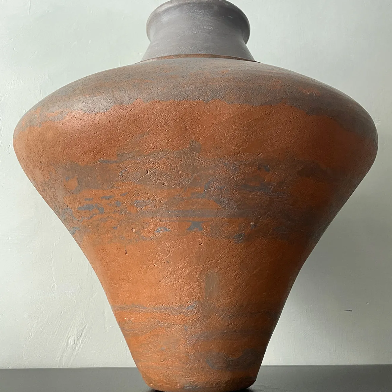 Pottery Roma Vaso decorativo in gres rosso e nero n.88