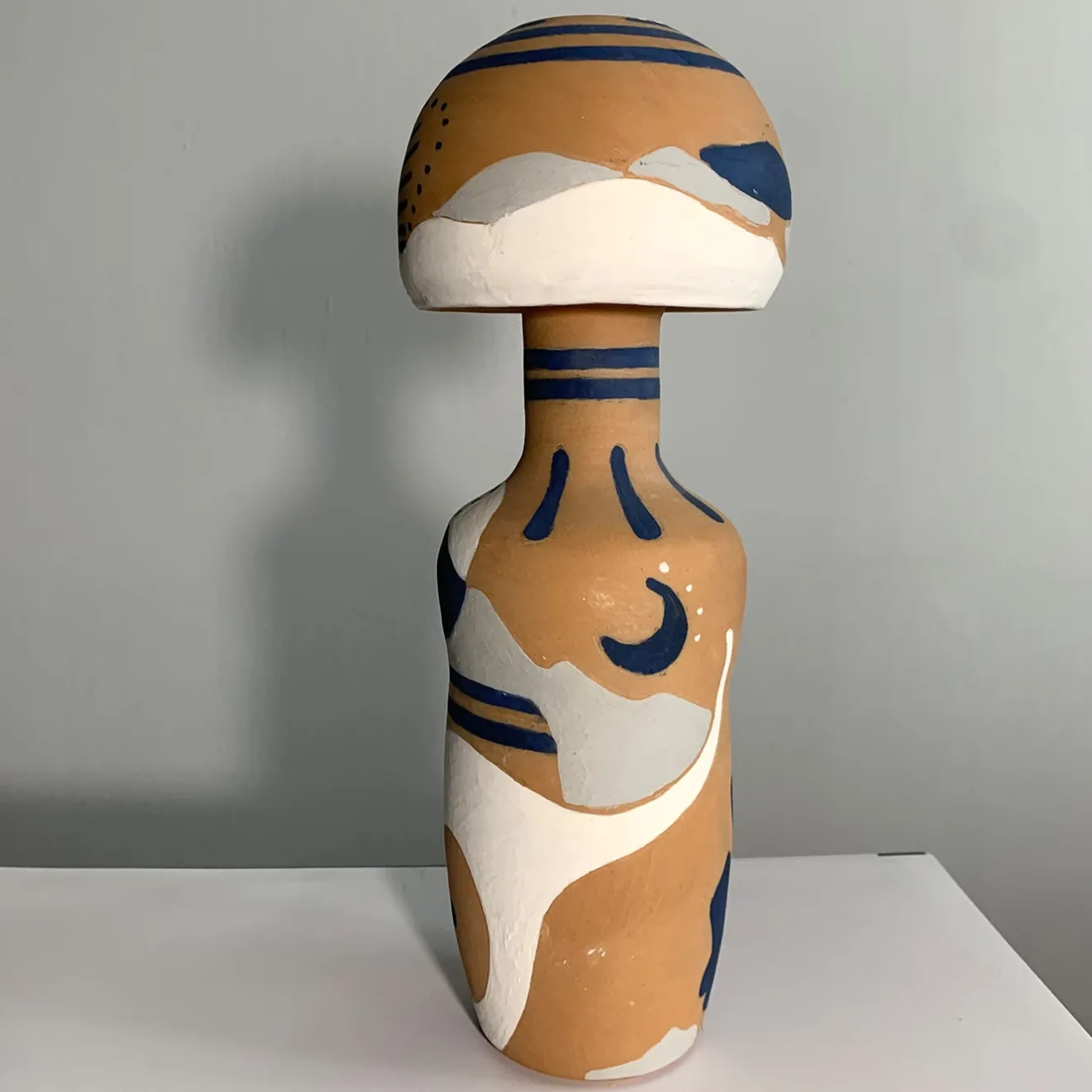 Enryhands Vaso Decorativo U2 con Motivo Astratto in Terracotta