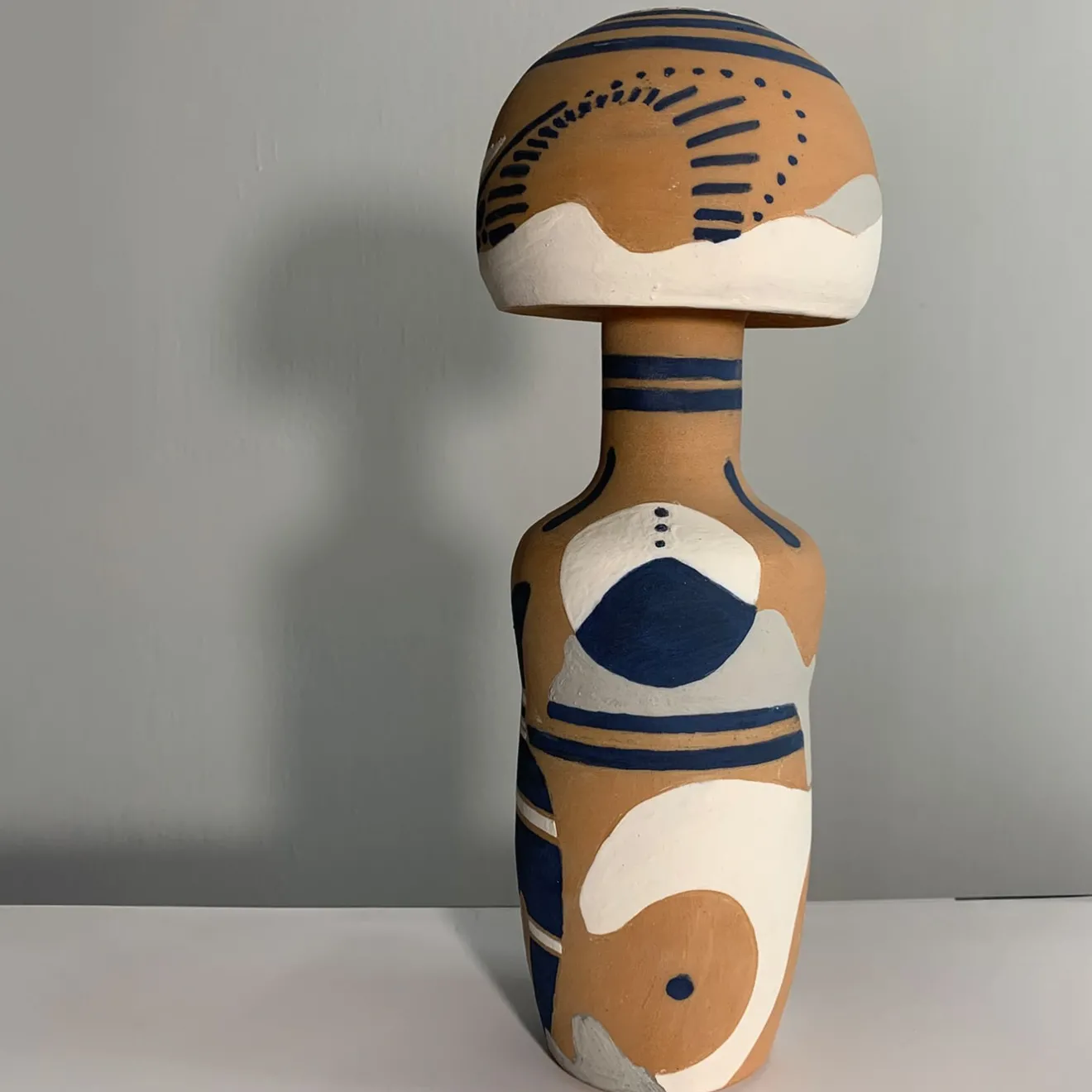 Enryhands Vaso Decorativo U2 con Motivo Astratto in Terracotta